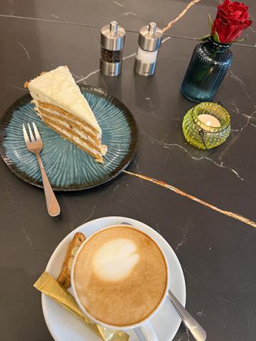 Arona Pinsa Bar, Mainzer Landstr. 364, 60326 Frankfurt am Main 